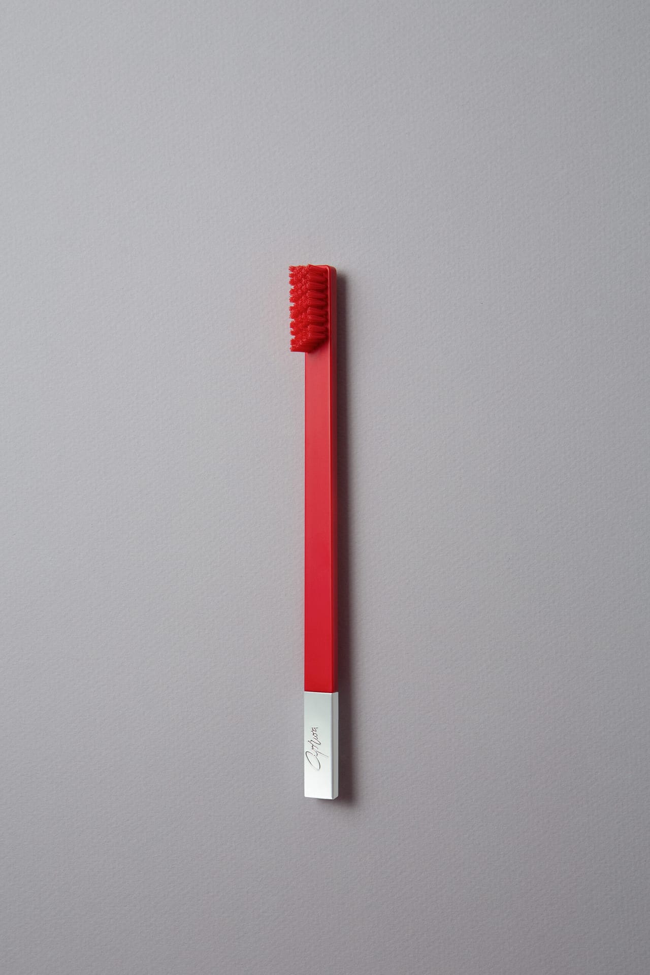 slim_carmine_red_silver_toothbrush_2