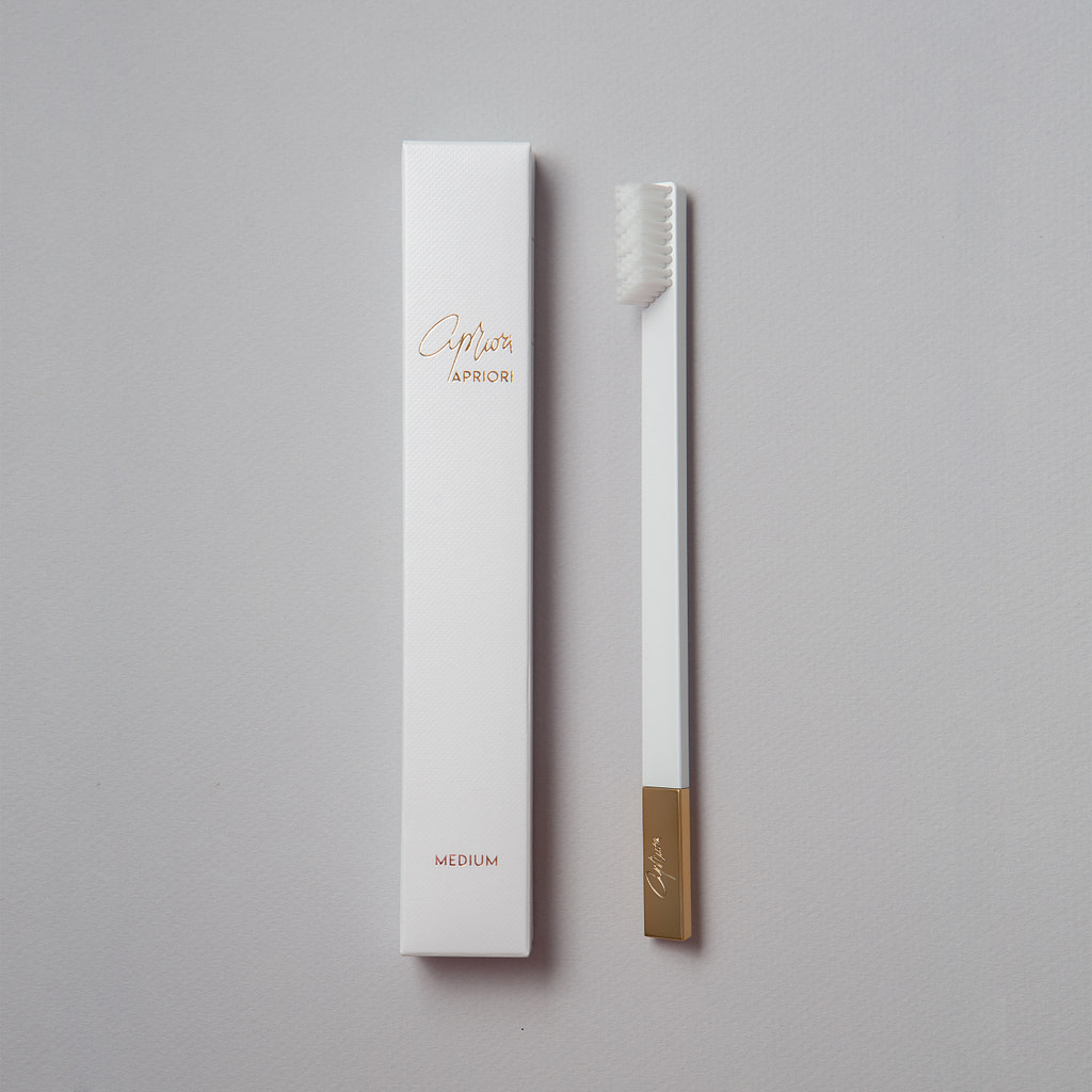 White Gold designer toothbrush SLIM by Apriori
