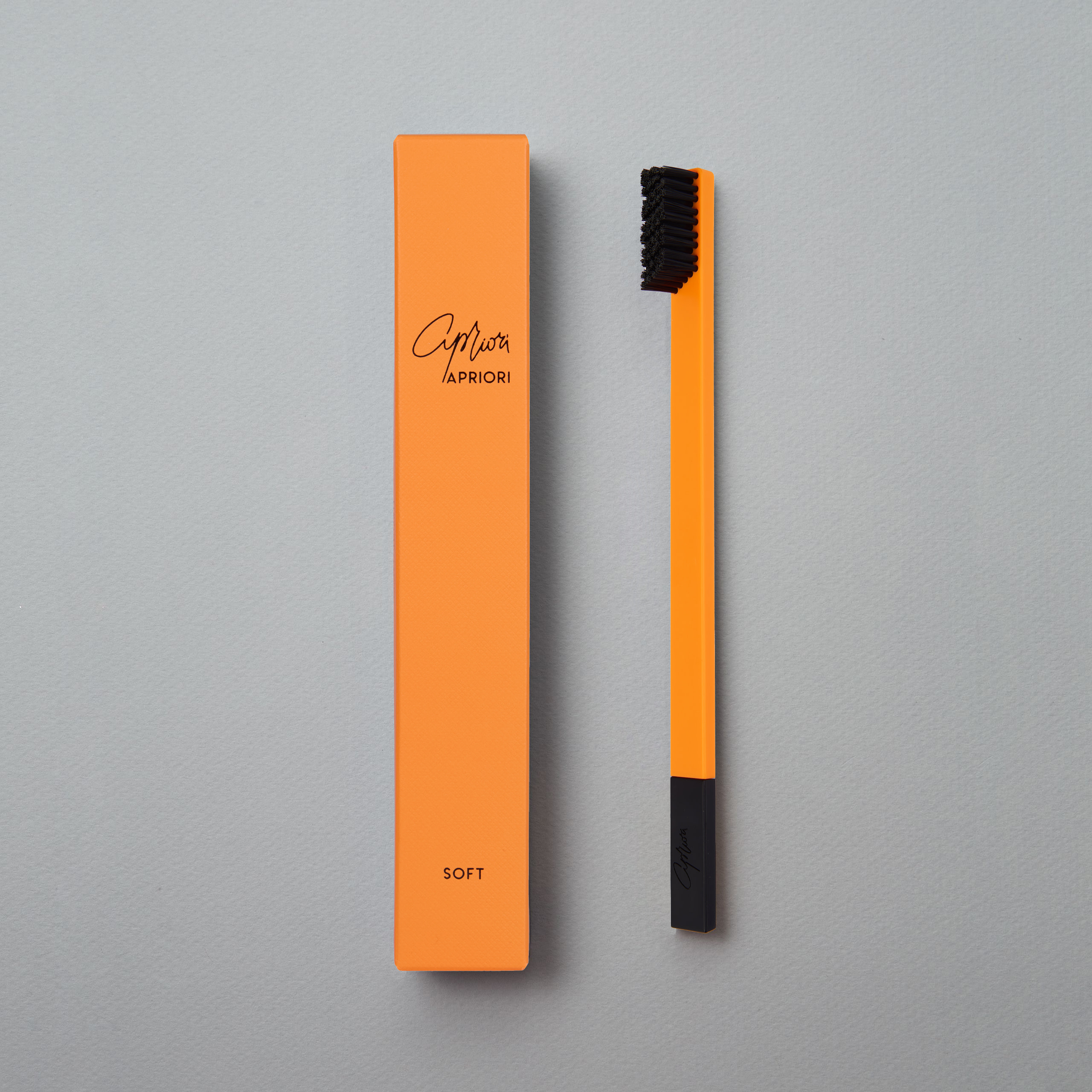 slim-by-apriori-tangerine-glow-toothbrush-02