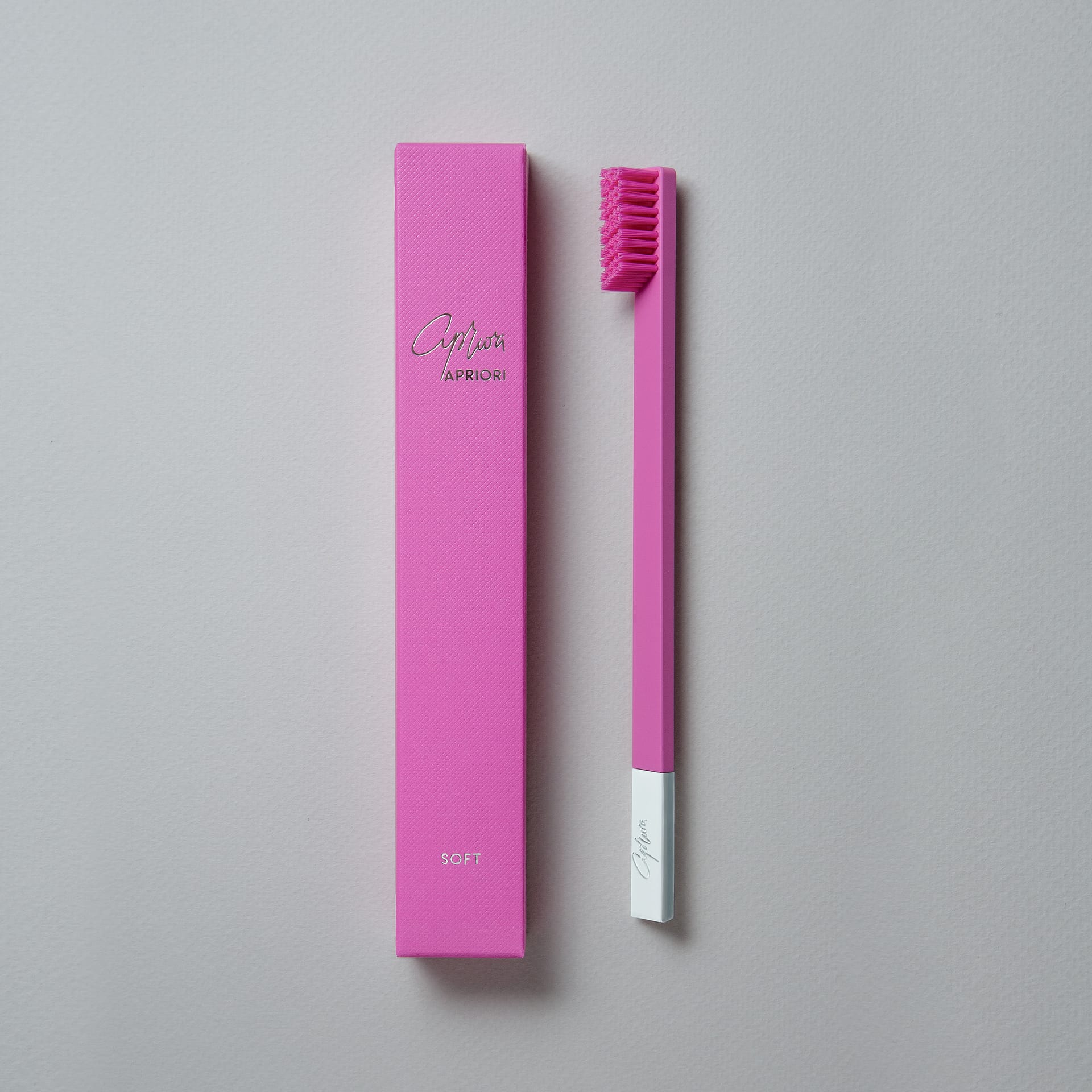 slim-by-apriori-bubblegum-pink-silver-toothbrush-2023-01
